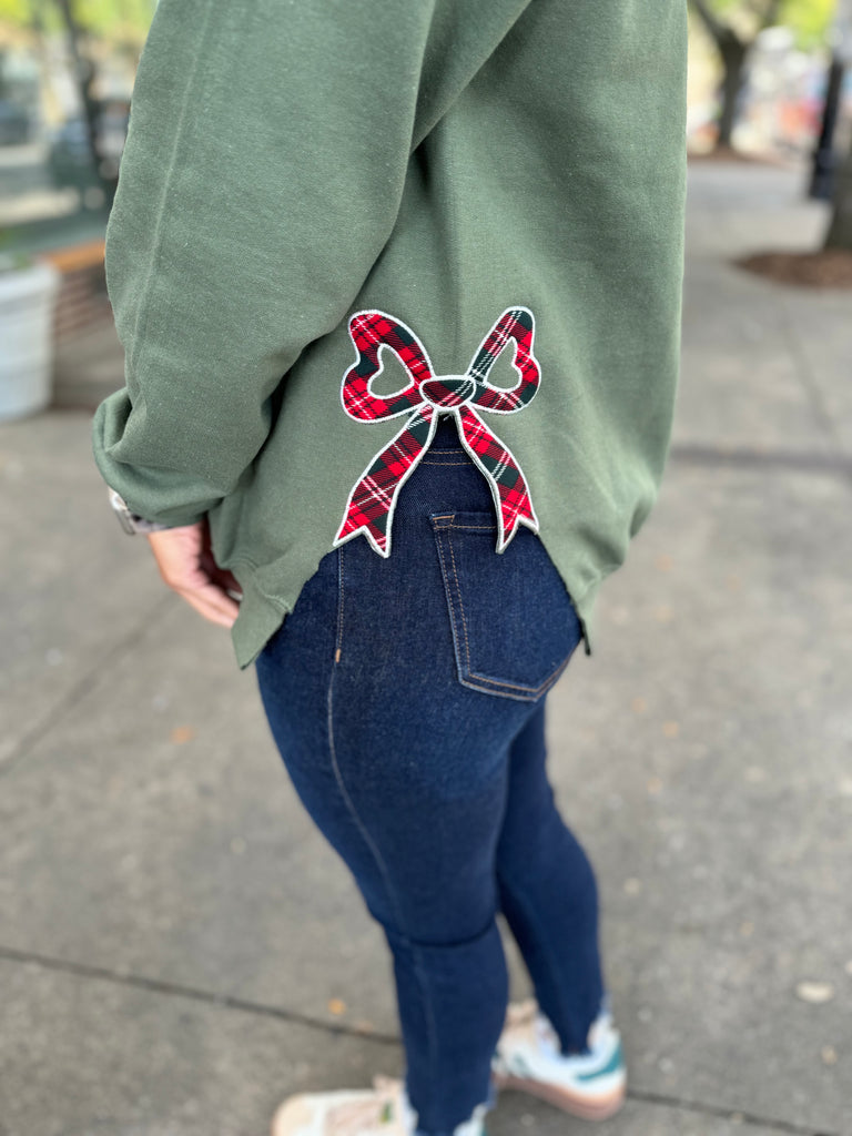 Mama plaid w/bows