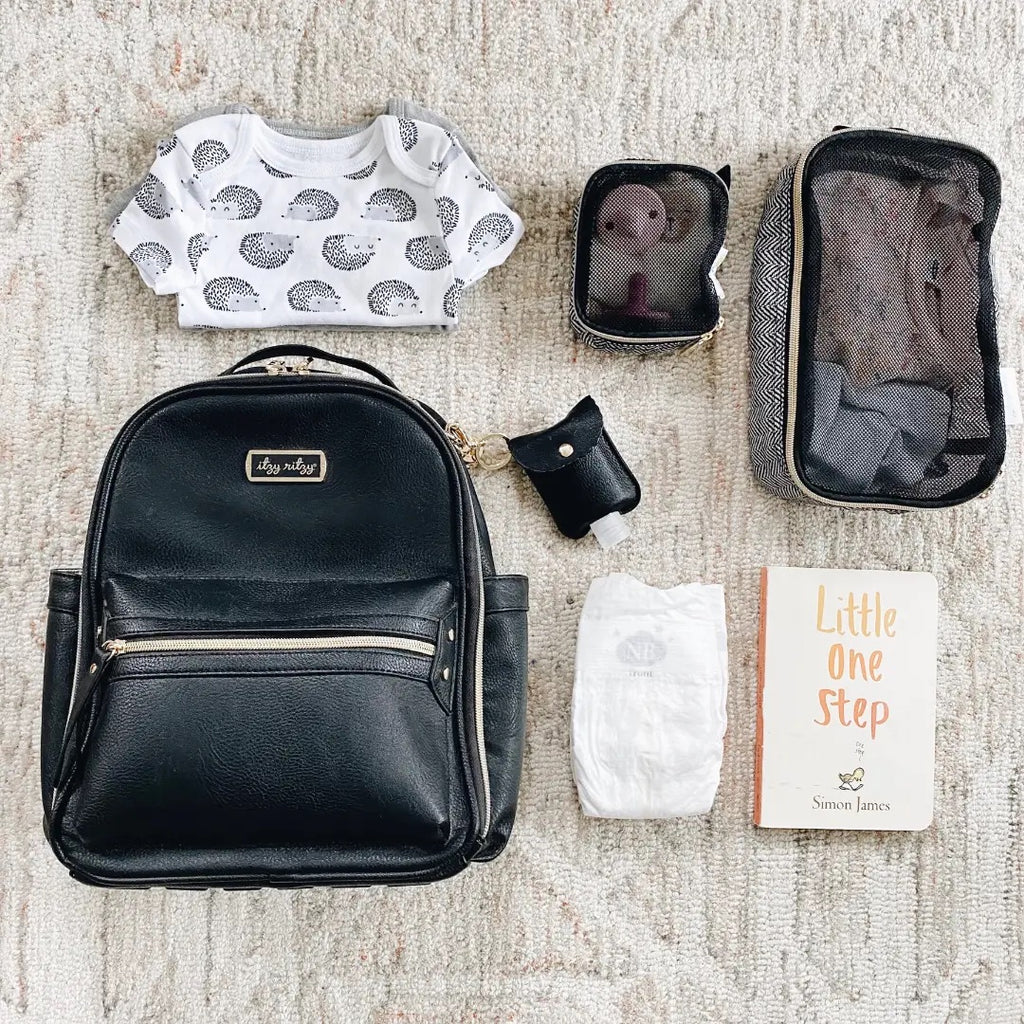 Itzy Ritzy Mini • Black